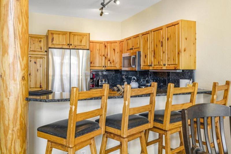 Beautiful 4 Bedroom Townhome Near Snowflake Lift In Breckenridge Blue River Zewnętrze zdjęcie